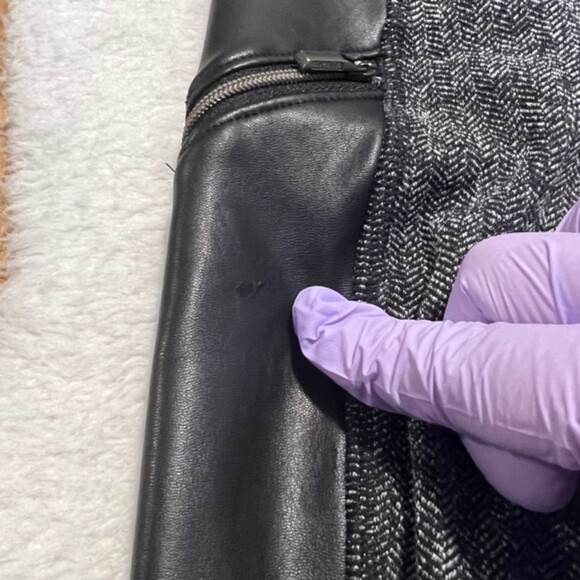 Athleta Black Gray Luxe Drifter Faux Leather Sides Zip Pockets Leggings Sz Small - Picture 5 of 11